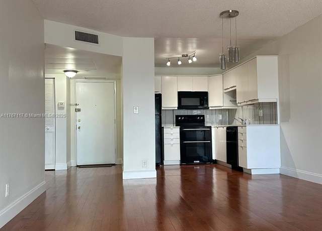 Property at 253 S Cypress Rd #223, Pompano Beach, FL 33060, 1 bed, 1 bath