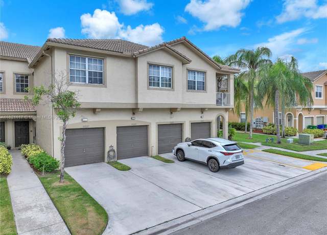 Property at 13227 SW 42nd St #8103, Miramar, FL 33027, 3 beds, 3 baths