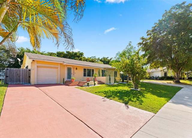 Property at 21505 SW 97th Ct, Cutler Bay, FL 33189, 5 beds, 3 baths