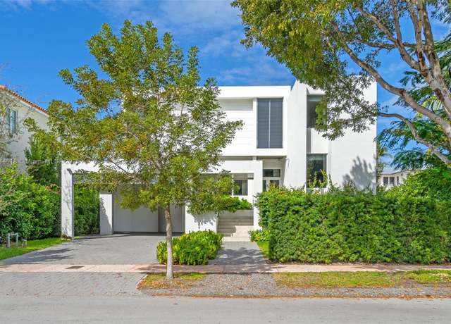 Property at 285 W Mashta Dr, Key Biscayne, FL 33149, 6 beds, 6.5 baths