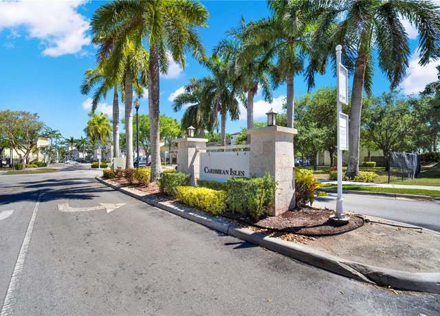 Property at 374 NE 27th Ave #203, Homestead, FL 33033, 2 beds, 2 baths