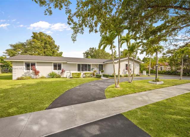 Property at 17243 SW 87th Ave, Palmetto Bay, FL 33157, 4 beds, 2 baths
