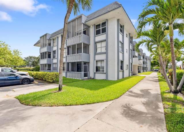 Property at 6705 NW 169th St Unit C310, Hialeah, FL 33015, 2 beds, 2 baths