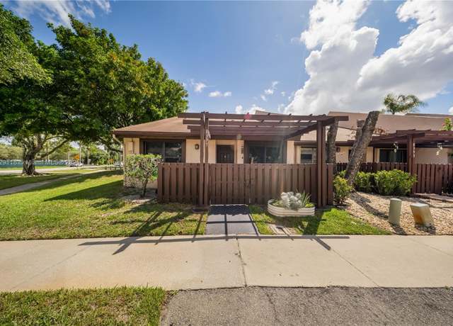 Property at 8397 NW 37th Pl, Sunrise, FL 33351, 2 beds, 2 baths