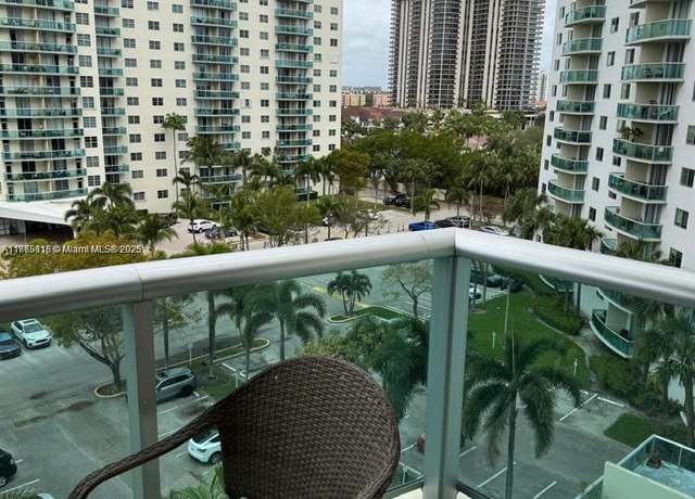 Property at 19380 Collins Ave #707, Sunny Isles Beach, FL 33160, 1 bed, 1.5 baths