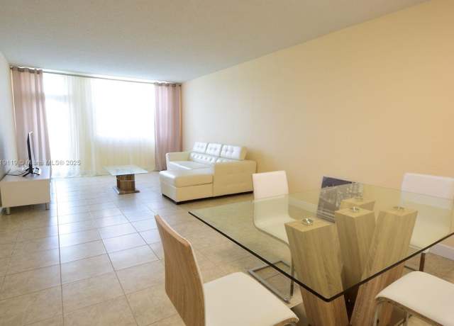 Property at 19390 Collins Ave #717, Sunny Isles Beach, FL 33160, 1 bed, 1 bath