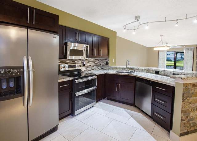Property at 2213 Cypress Island Dr #102, Pompano Beach, FL 33069, 2 beds, 2 baths