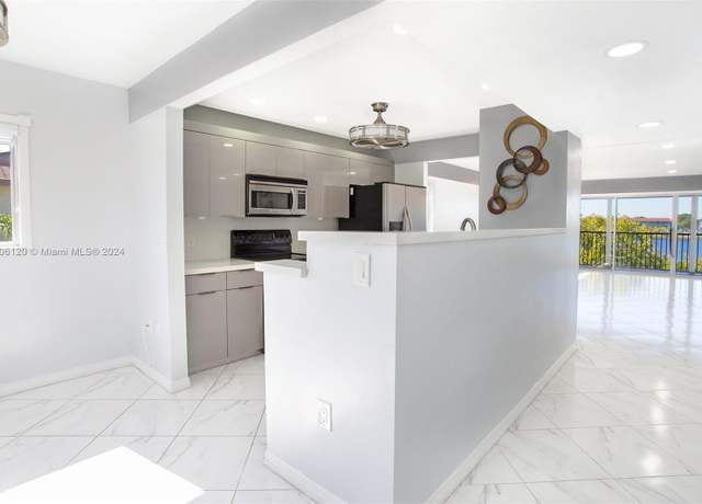 Property at 1400 SW 131st Way Unit 401Q, Pembroke Pines, FL 33027, 2 beds, 2 baths