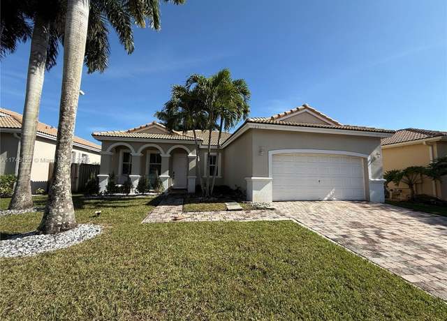 Property at 1231 SE 16th Ave, Homestead, FL 33035, 3 beds, 2 baths