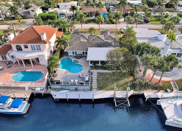 Property at 2661 NE 22nd Ct, Pompano Beach, FL 33062, 4 beds, 2 baths