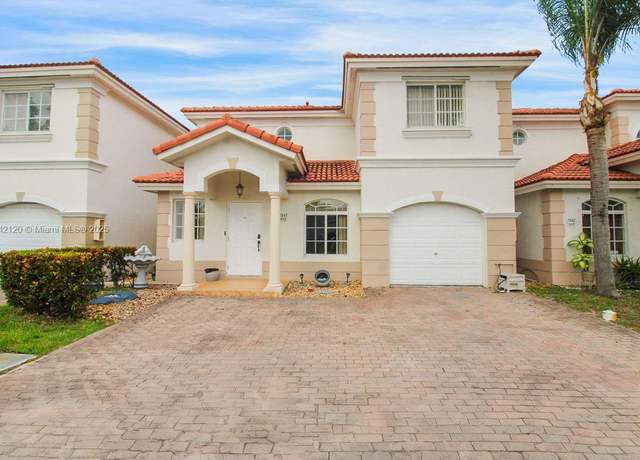 Property at 7347 NW 173rd Dr #102, Hialeah, FL 33015, 3 beds, 2.5 baths