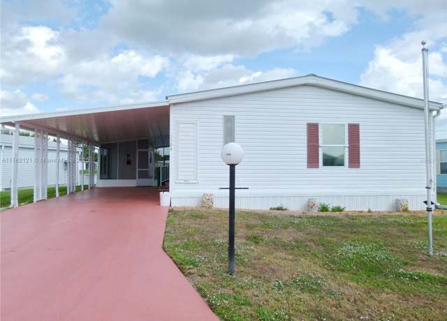 Property at 1704 SW 35th Cir, Okeechobee, FL 34974, 3 beds, 2 baths