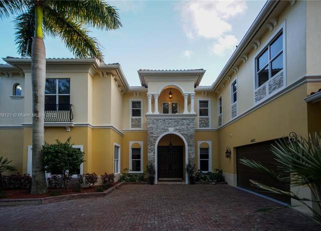Property at 4662 Saxon Rd, Coconut Creek, FL 33073, 5 beds, 5 baths