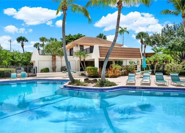 Property at 8267 SW 128th St #208, Pinecrest, FL 33156, 1 bed, 1 bath