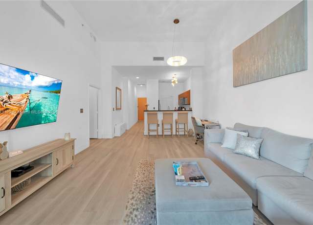 Property at 244 Biscayne Blvd #206, Miami, FL 33132, 1 bed, 1 bath