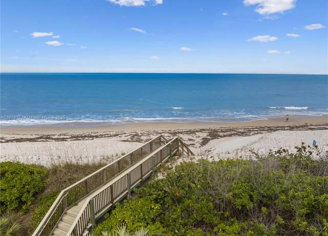 Property at 1354 Coral Park Ln #603, Vero Beach, FL 32963, 3 beds, 2.5 baths