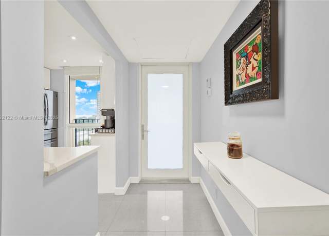 Property at 521 N Riverside Dr #707, Pompano Beach, FL 33062, 2 beds, 2 baths
