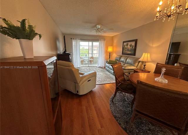 Property at 9400 Sunrise Lakes Blvd #305, Sunrise, FL 33322, 1 bed, 1 bath