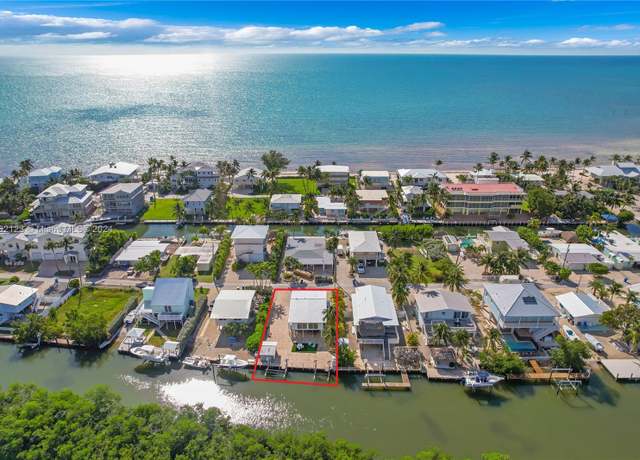 Property at 158 Iroquois Dr, Islamorada, FL 33036, 3 beds, 3 baths