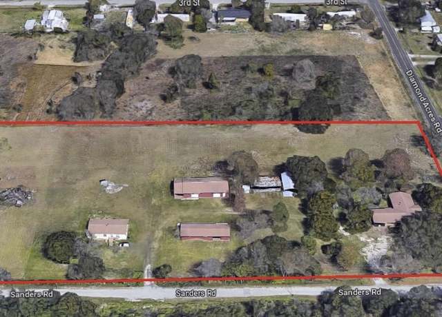Property at 3100-3112 Sanders Rd, Davenport, FL 33837, 7 beds, 4 baths