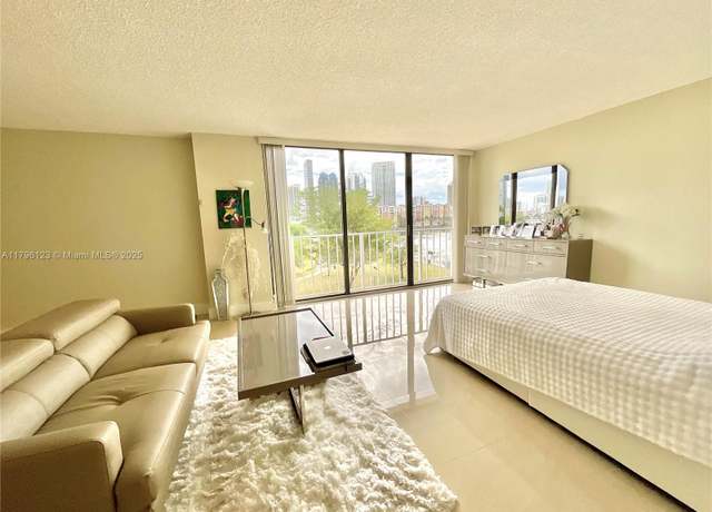 Property at 290 174th St #515, Sunny Isles Beach, FL 33160, 1 bath