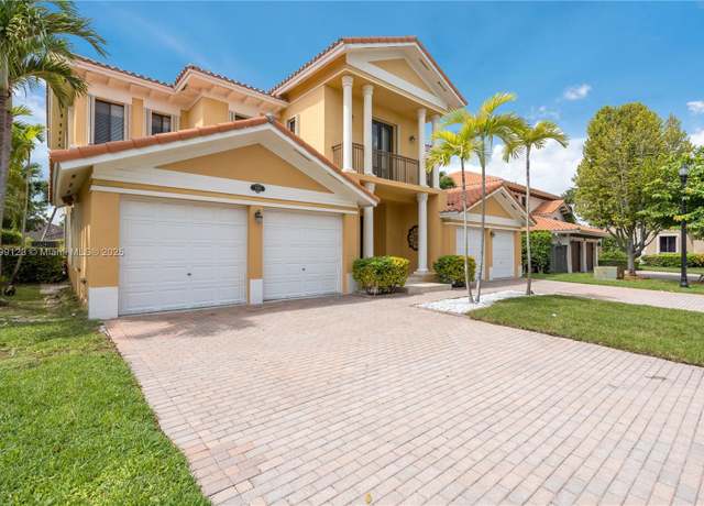 Property at 7880 SW 195th Ter, Cutler Bay, FL 33157, 5 beds, 4 baths