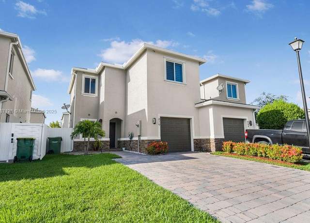 Property at 879 SE 19th St, Homestead, FL 33034, 3 beds, 2.5 baths