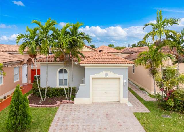 Property at 3714 NE 22nd Pl, Homestead, FL 33033, 3 beds, 2 baths