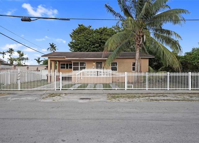 Property at 4241 W 1st Ave, Hialeah, FL 33012, 3 beds, 2 baths