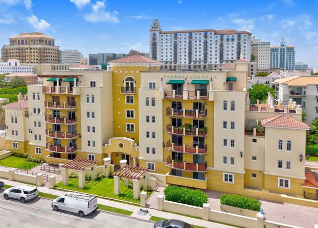 Property at 322 Madeira Ave #402, Coral Gables, FL 33134, 2 beds, 2 baths