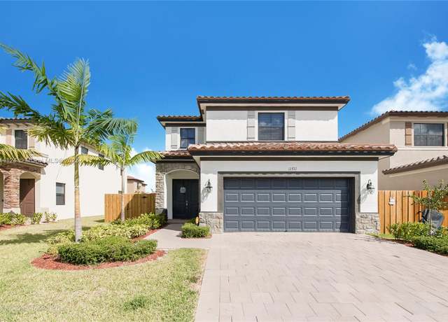 Property at 11711 SW 254th St, Homestead, FL 33032, 3 beds, 2.5 baths