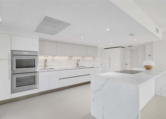 Property at 5500 Collins Ave #802, Miami Beach, FL 33140, 2 beds, 3.5 baths