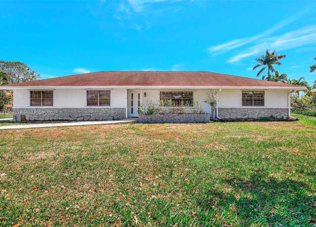 Property at 2940 SW 156th Ave, Davie, FL 33331, 3 beds, 2 baths