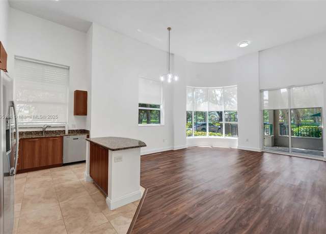 Property at 510 NW 84th Ave #109, Plantation, FL 33324, 2 beds, 2 baths