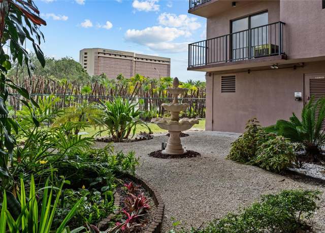 Property at 605 NW 72nd Ave #406, Miami, FL 33126, 2 beds, 2 baths