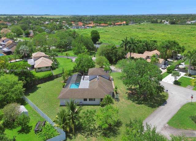 Property at 14940 SW 164th Ter, Miami, FL 33187, 5 beds, 3 baths