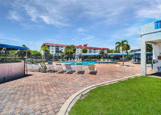 Property at 4750 NW 22nd Ct #518, Lauderhill, FL 33313, 1 bed, 1.5 baths