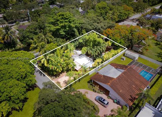 Property at 6400 SW 81st St, Miami, FL 33143, 2 beds, 2 baths