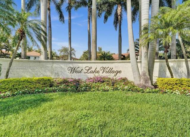 Property at 1542 Yellowheart Way, Hollywood, FL 33019, 3 beds, 3 baths