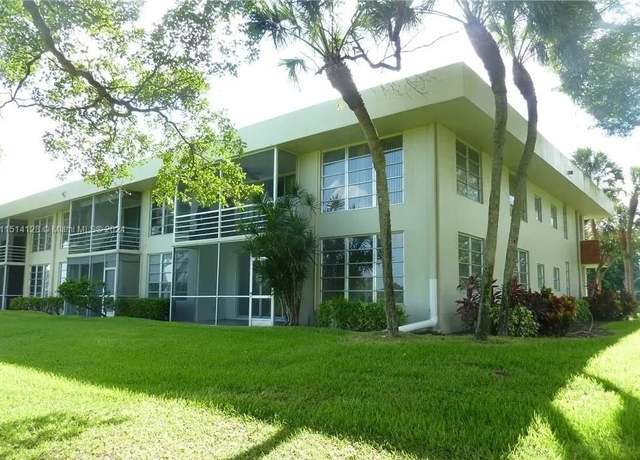 Property at 800 Cypress Blvd Unit 106A, Pompano Beach, FL 33069, 3 beds, 2 baths