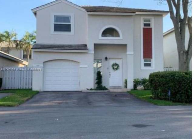 Property at 9888 NW 2nd St, Plantation, FL 33324, 3 beds, 2.5 baths