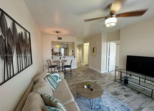 Property at 511 Lucerne Ave #408, Lake Worth, FL 33460, 1 bed, 1 bath