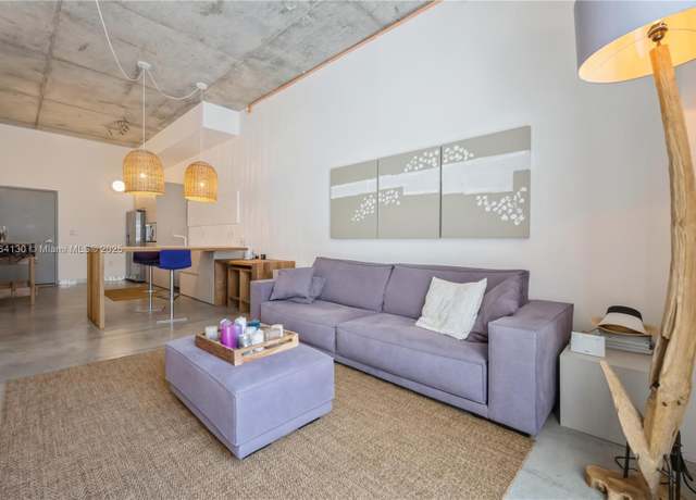 Property at 2001 Meridian Ave #512, Miami Beach, FL 33139, 1 bed, 1 bath