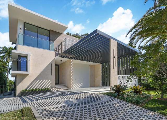 Property at 5825 Alton Rd, Miami Beach, FL 33140, 6 beds, 5 baths