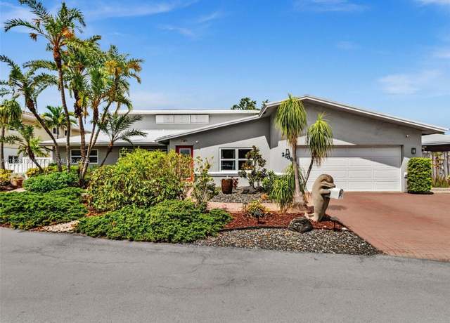 Property at 2108 NE 24th St, Wilton Manors, FL 33305, 3 beds, 3 baths
