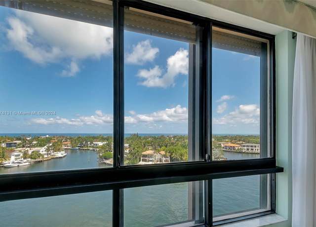 Property at 20191 E Country Club Dr #906, Aventura, FL 33180, 2 beds, 2.5 baths