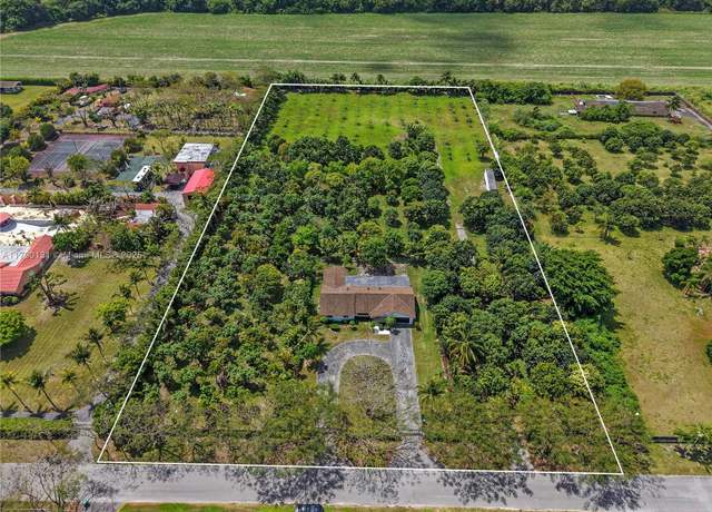Property at 17450 SW 192nd St, Miami, FL 33187, 4 beds, 2 baths