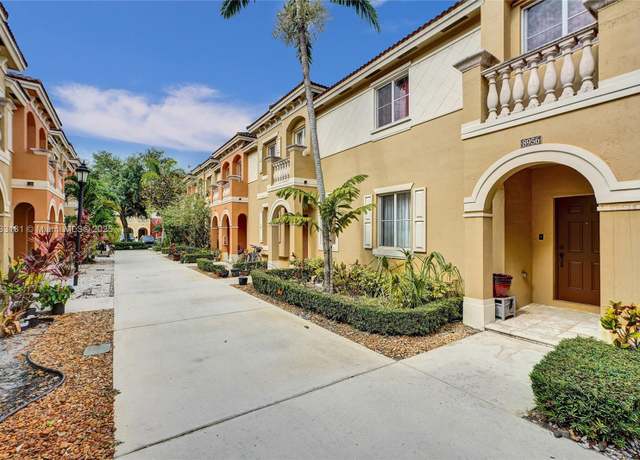 Property at 8956 SW 18th St #1106, Miramar, FL 33025, 3 beds, 2.5 baths