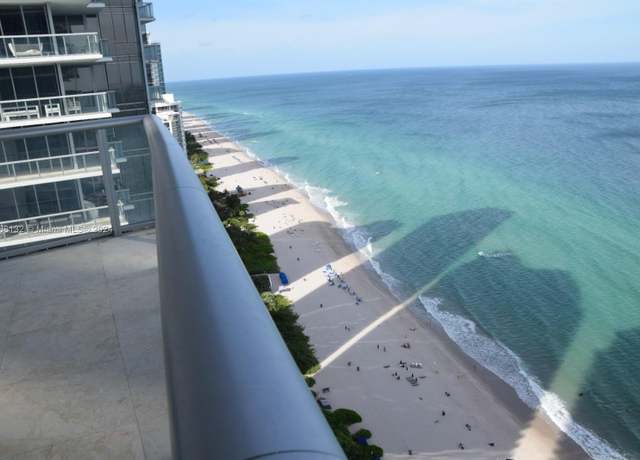 Property at 17001 Collins Ave #3208, Sunny Isles Beach, FL 33160, 4 beds, 4.5 baths