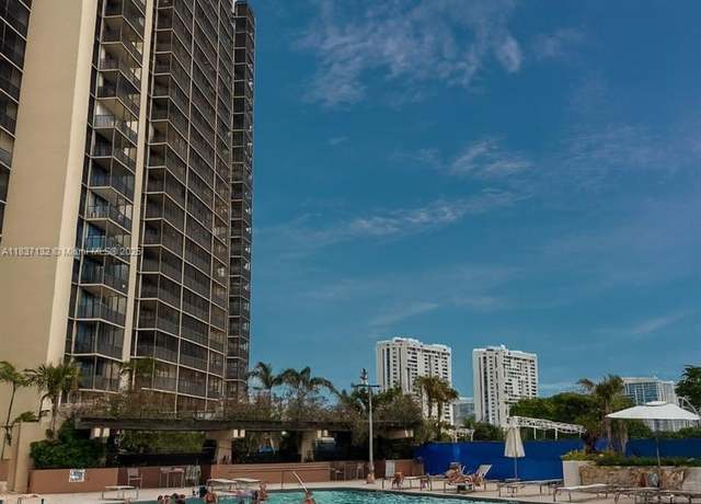 Property at 20379 W Country Club Dr #2333, Aventura, FL 33180, 2 beds, 2 baths